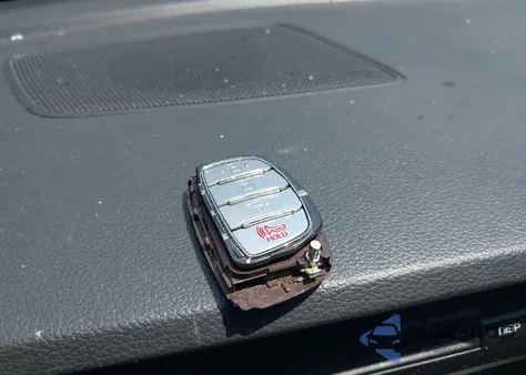 2016 Hyundai Sonata Limited из США, поврежденный, VIN 5NPE34AF5GH411821